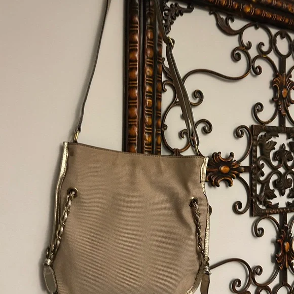 Chloé Harley Crossbody EUC with COA - Picture 8 of 13